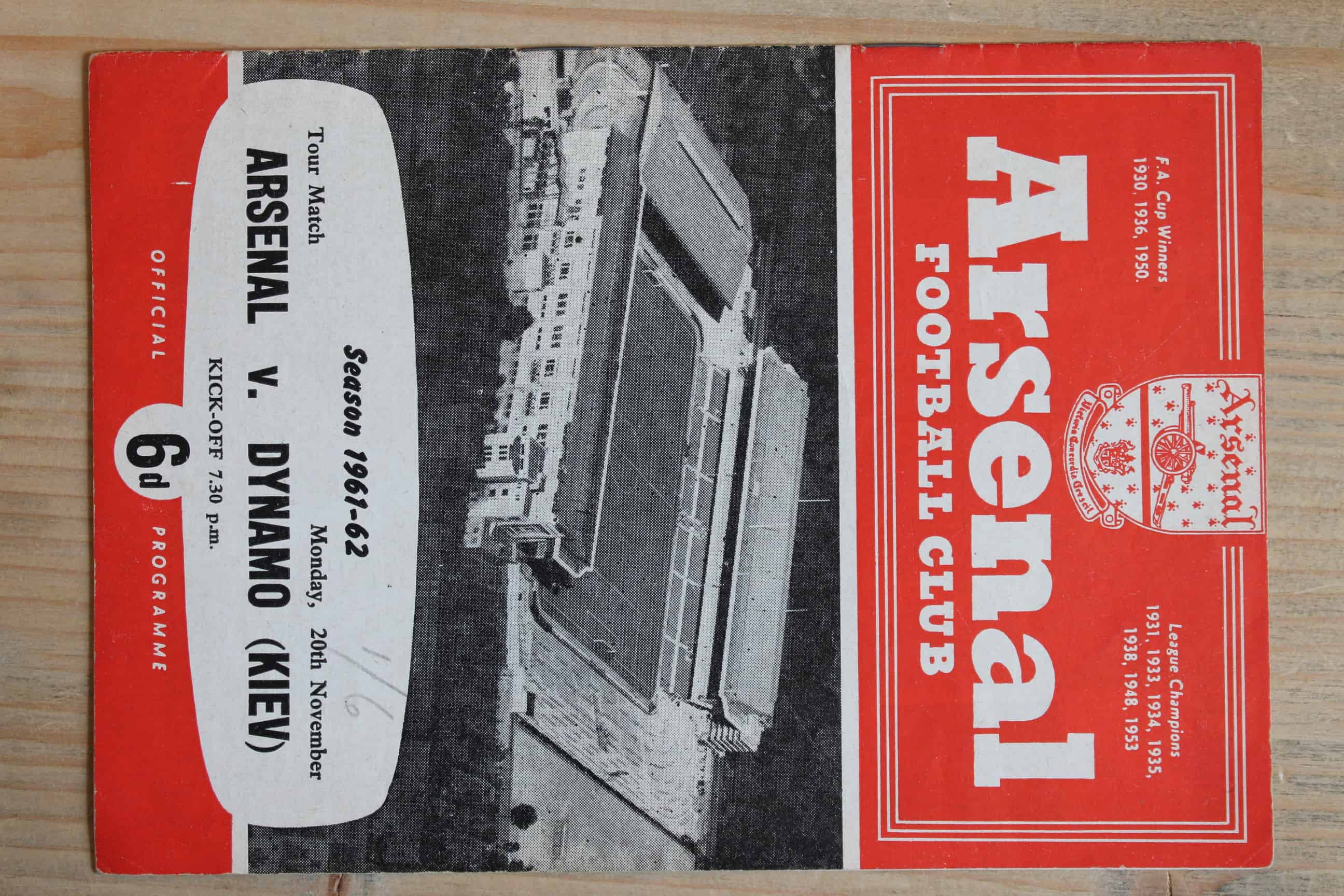 Arsenal FC v Dynamo Kiev